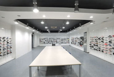 Sneaker Showroom